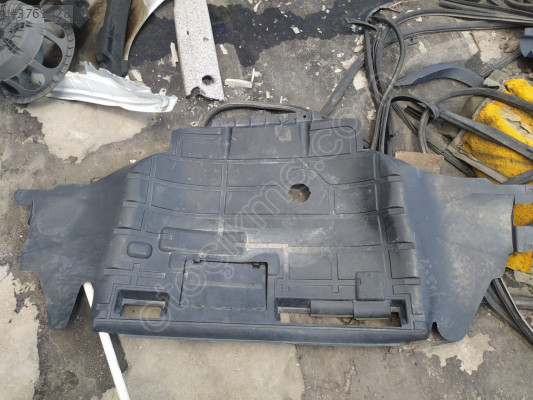 ÇIKMA RENAULT MASTER 2 MOTOR ALT MUHAFAZA 8200026158