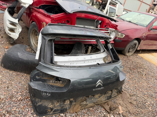 Citroën C4 picasso  bagaj kapağı