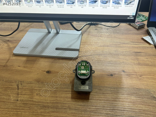 MERCEDES W205 C180 C220 GÜNDÜZ LEF BEYNİ ORJİNAL