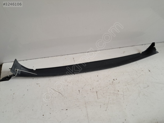 AUDİ A3 - HATCHBACK ARKA TAMPON ÜST ÇITASI