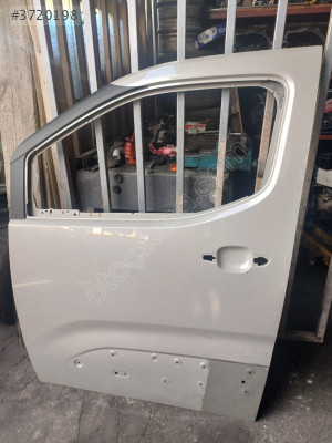 PEUGEOT RİFTER SOL ÖN KAPI ÇIKMA ORJİNAL