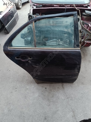 Mercedes w210 sağ arka kapı