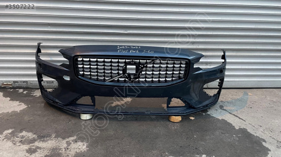 S60 Dark PLUS ön tampon