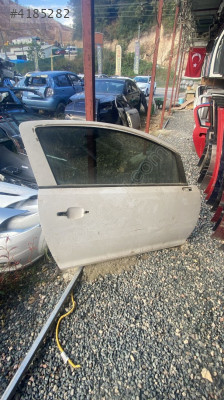 OPEL CORSA D TEK KAPI SAĞ KAPI.OTO ERKAN ÜNYE