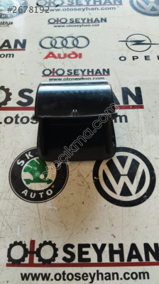 5E3863284 Skoda Octavia 2021 Orta konsol küllük