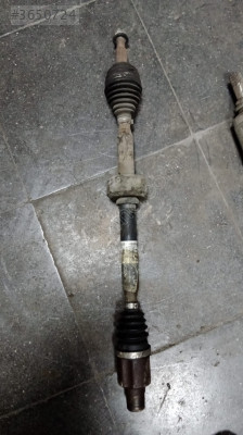 Orijinal Sağ Aks Renault Clio2 Symbol - Çıkma Parça