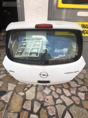 opel corsa d tek kapı dolu bagaj kapağı beyaz renk
