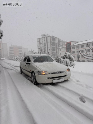 ford escort araba