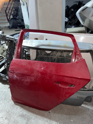 SEAT LEON SOL ARKA KAPI 2013-2019