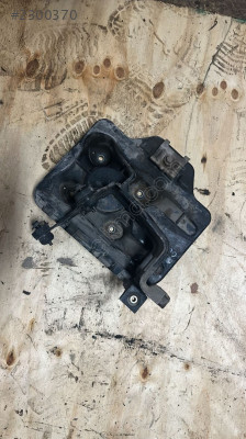 1997-2004 VW GOLF 4 1.9 TDİ  SİGORTA KUTU ALTLIĞI