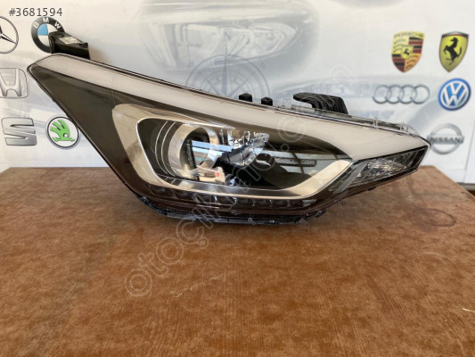 Hyundai i20 Modeli İçin Çıkma Sağ Ön Far - Hatasız