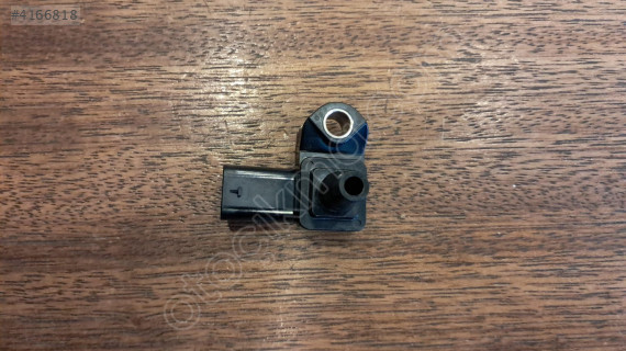 BMW E70 Şarj Basınç Sensörü 7804742-01