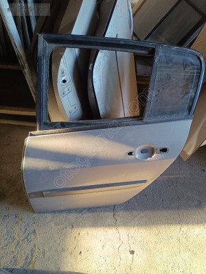 Megane 2 sol arka kapı hb