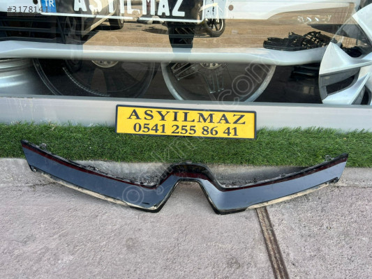 CLİO 4 ÖN PANJUR ÜST KAPLAMA ORJİNAL