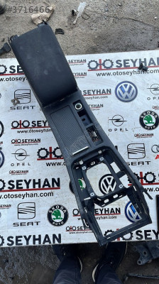 3G1863241C Volkswagen Passat b8.5 b8 orta konsol