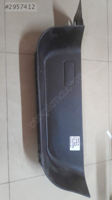 TRAFİK VİVARO ÖN SAĞ BASAMAK 8200041181