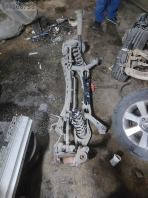 VOLKSWAGEN PASSAT B8 ARKA DİNGİL