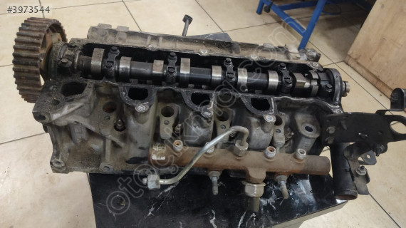 DACİA DUSTER 1.5 DİZEL SİLİNDİR KAPAĞI