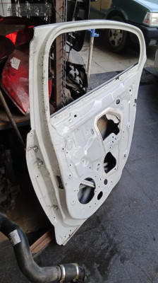 Orijinal Renault Megane4 Sağ Arka Kapı Çıkma Parçası
