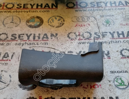 13257557 opel astra j far kapağı çerçevesi