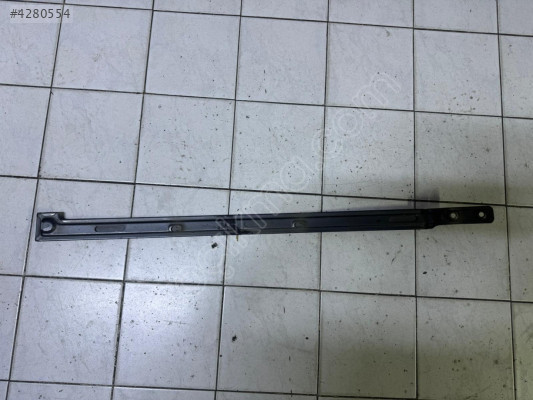 Vw Caddy Sağ Sürgülü Kapı Kanal Kapağı 2005-2015 2K0843796B