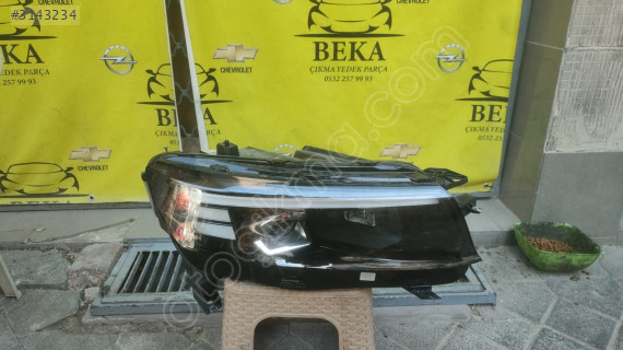 OPEL COMBO E MAKYAJLI SAĞ FAR ÇIKMA ORJİNAL YEDEK PARÇA