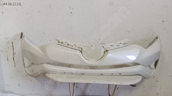 Toyota chr ön tampon