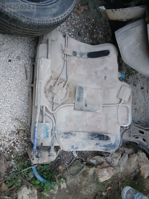 Opel vectra c yakıt deposu