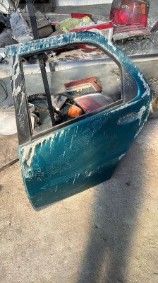 Fiat Palio sol arka kapı