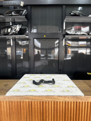 AUDI A5-A6-A7 RADYATÖR SU HORTUMU 4G0121448AG 11-18