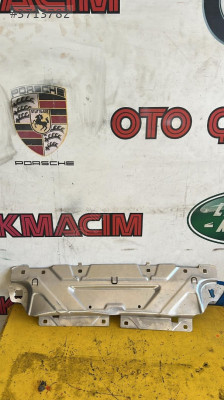 BMW 3 Serisi G20 Ön Panel Orta Sac Parçası - 7422287