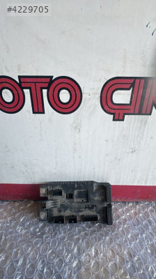 MERCEDES VİTO W638 SİGORTA KUTUSU A0005400650