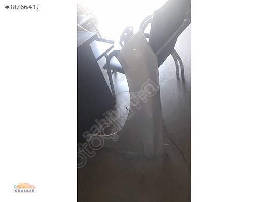 Ford Focus 3 Sol Çamurluk - Ünallar Oto Çıkma Yedek Parça