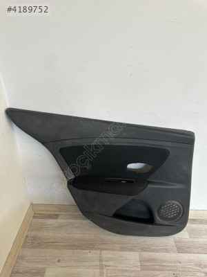 RENAULT FLUENCE SOL ARKA KAPI DÖŞEMESİ 156004142