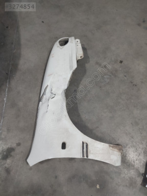 Toyota Corolla 2000-2002 ön sağ çamurluk