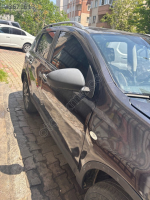 NİSSAN QASHQAİ SAĞ ÖN KAPI
