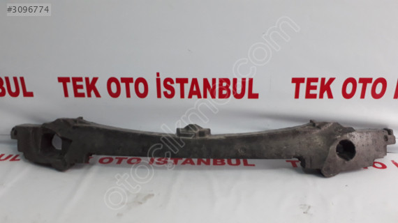 Mercedes B 246 TAMPON KÖPÜĞÜ A2468850037