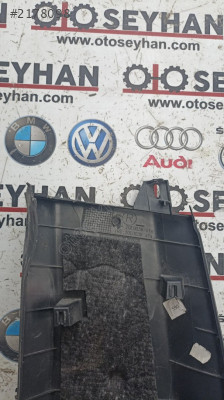 3G0867292 Volkswagen Passat b8 sağ orta direk kaplaması