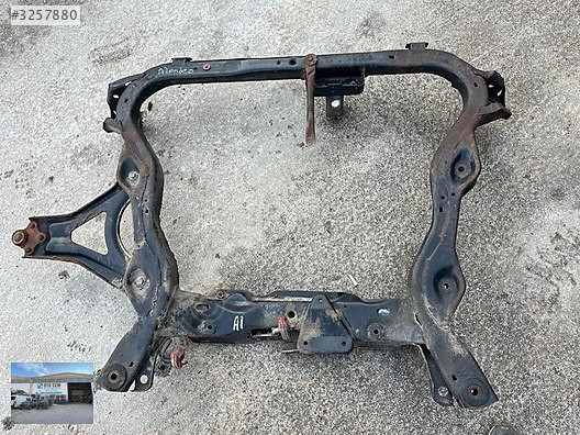 OTO CEMDEN ÇIKMA FORD MONDEO 1998-2000 MOTOR TRAVERSİ