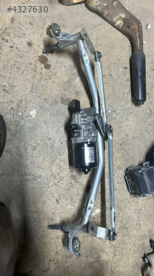 2020 PEJO PARTNER ÇIKMA ORJINAL SİLECEK MEKANİZMASI MOTORU