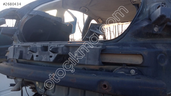 Citroen C4 arka panel saçı kesme yedek parça