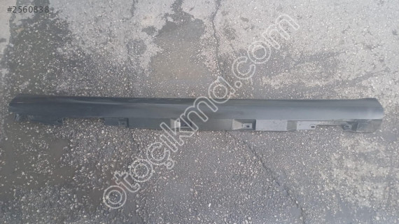2004-2009 Toyota Verso sağ marşpiyel kaplaması