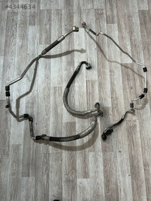 VOLKSWAGEN GOLF 5  KİLİMA BORULARİ 1K020741 ÇIKMA ORJİNAL