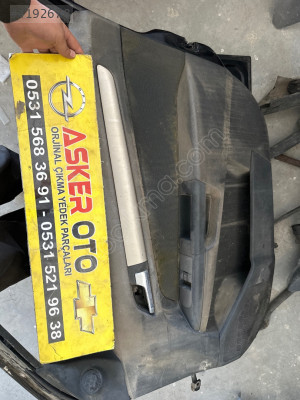 Astra haş sağ ön kapı döşemesi