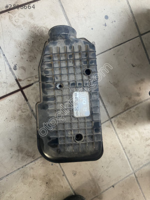 Ford mondeo hava filtre kutusu