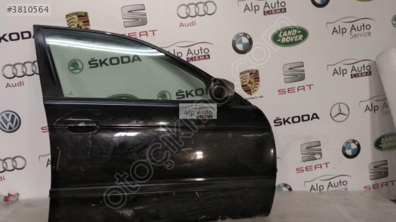 BMW E90 3 SERİSİ ÇIKMA SAĞ ÖN KAPI