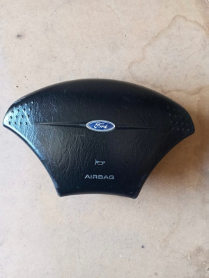 Ford Focus direksiyon airbag
