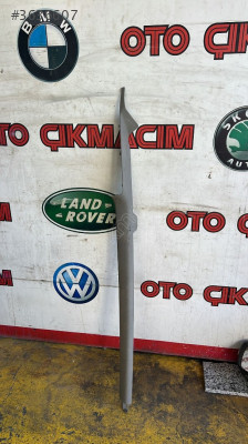Audi A3 04-13 Sağ Marşpiyel Kaplaması 8P3853906A