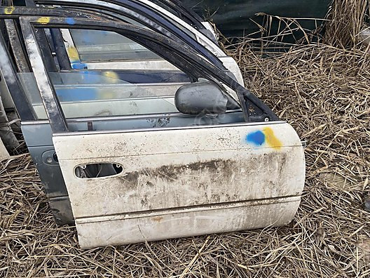 Corolla Efsane Kasa Toyota Sağ Ön Kapı - Oto Çıkma Parçalar