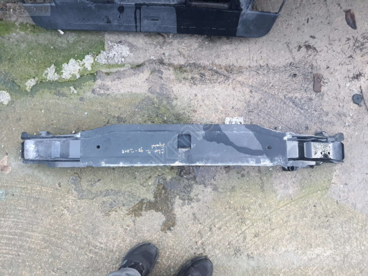 RENAULT CLİO 2 ÖN TAMPON DEMİRİ